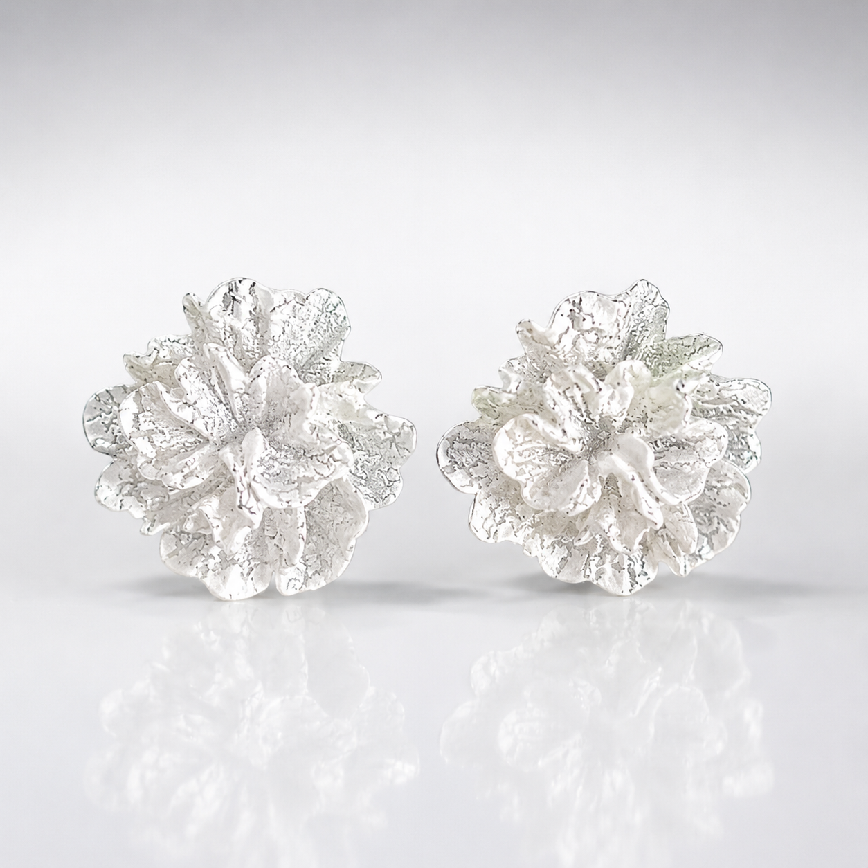 Silver flower stud earrings, anti-tarnish jewelry for women, elegant everyday luxury style