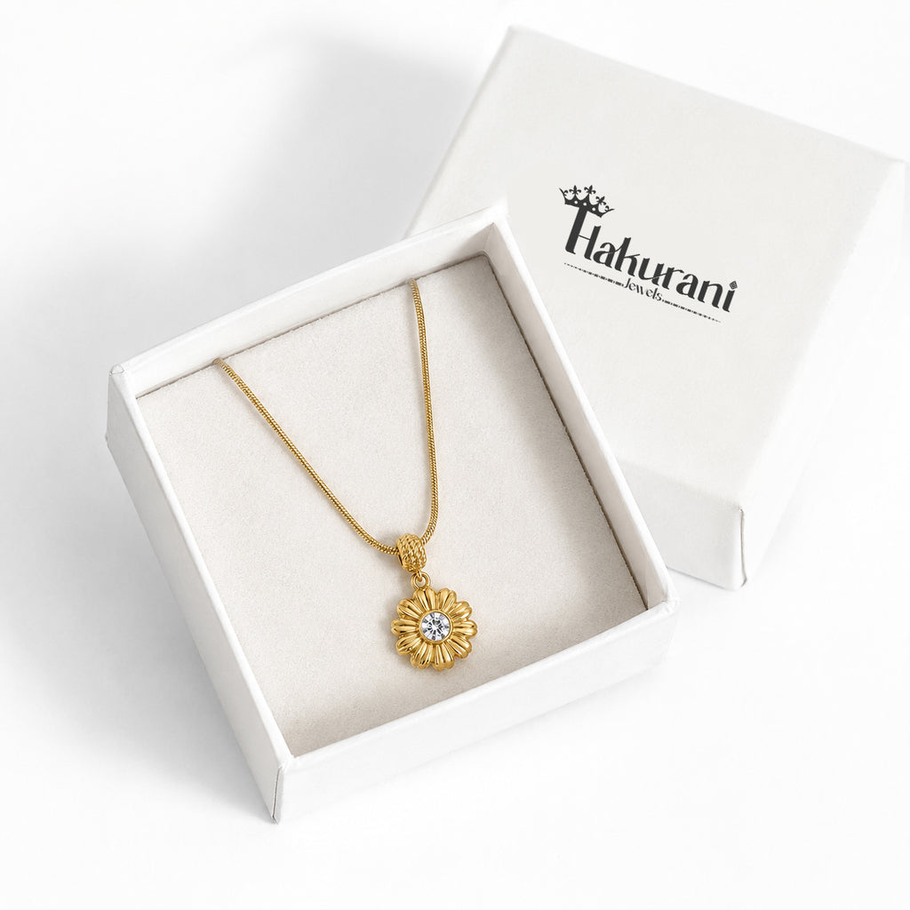 18K Gold Daisy Pendant Necklace with CZ Stone & Snake Chain