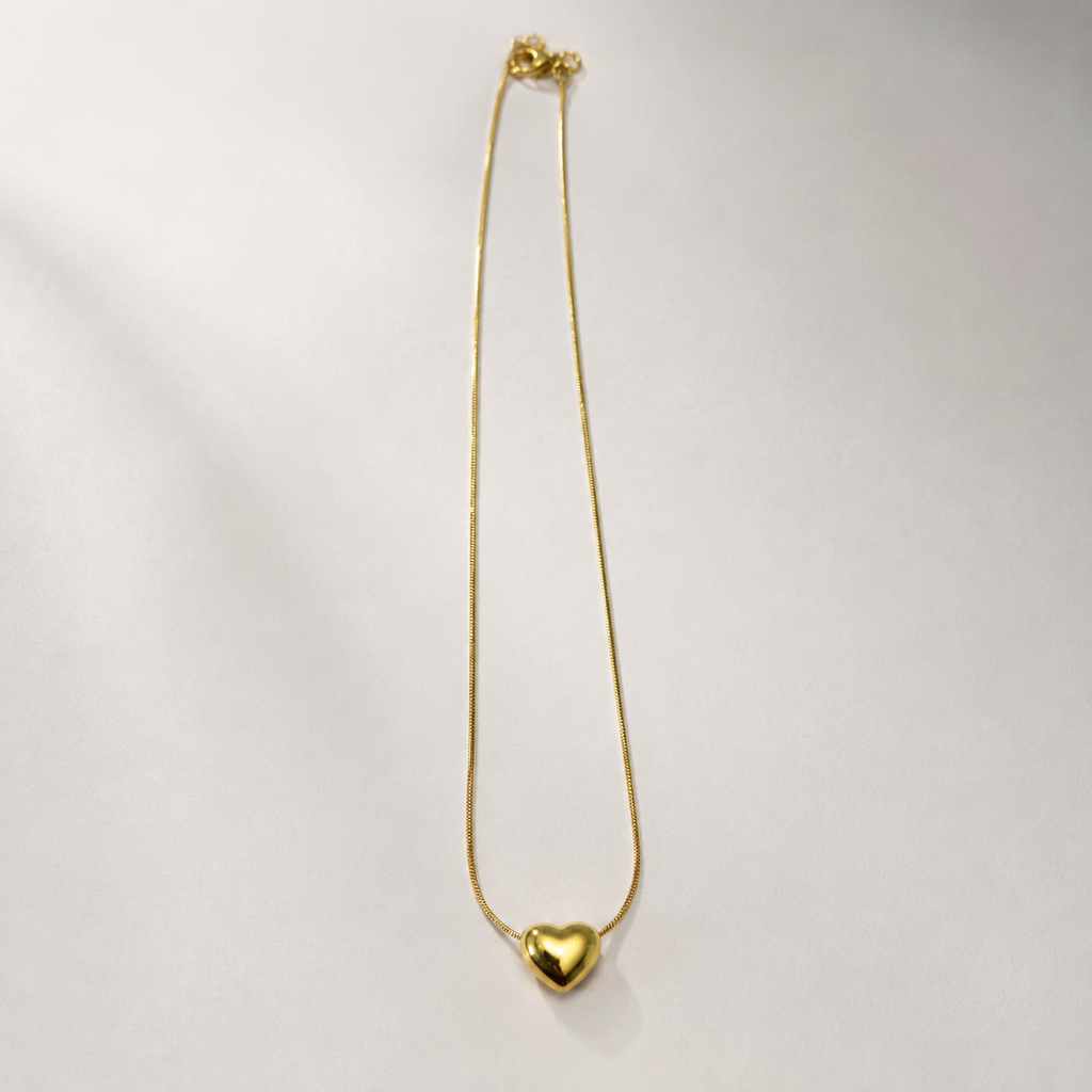 Gold heart pendant necklace, anti-tarnish jewelry for women, elegant everyday luxury style