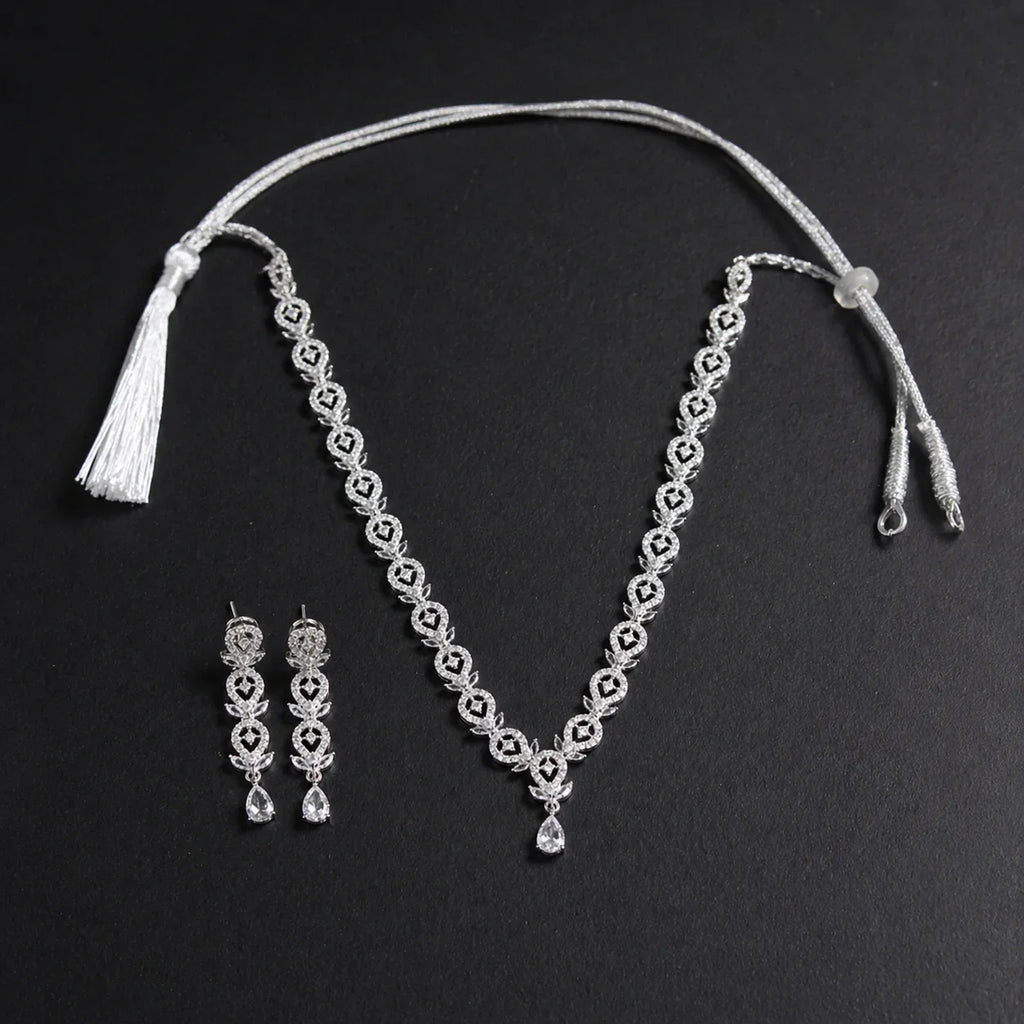 Elegant silver necklace and earrings set with tassel, anti-tarnish luxury jewelry for women