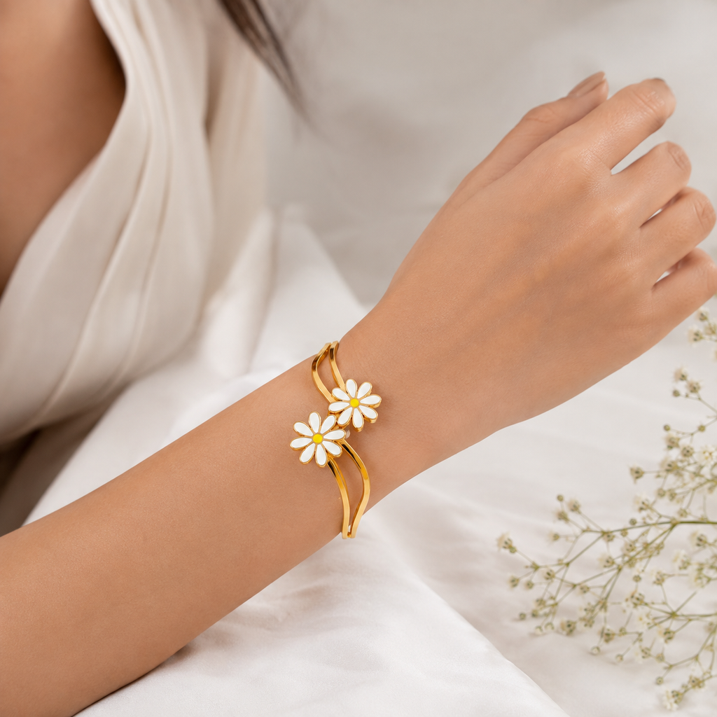 Gold Floral Daisy Bracelet for Women | Elegant Statement Jewellery