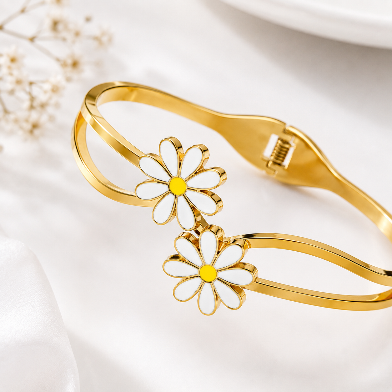 Gold Floral Daisy Bracelet for Women | Elegant Statement Jewellery