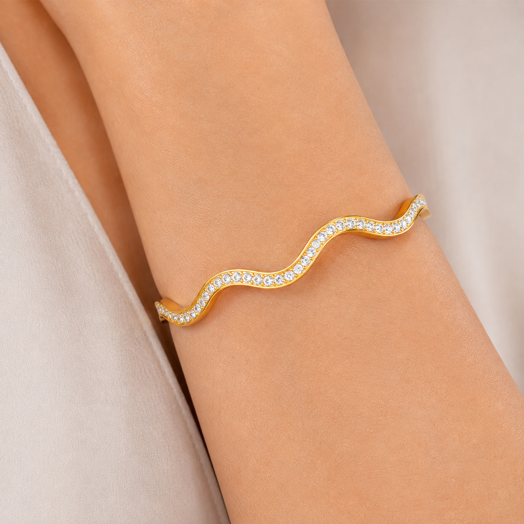 Wavy Crystal Luxe Bracelet