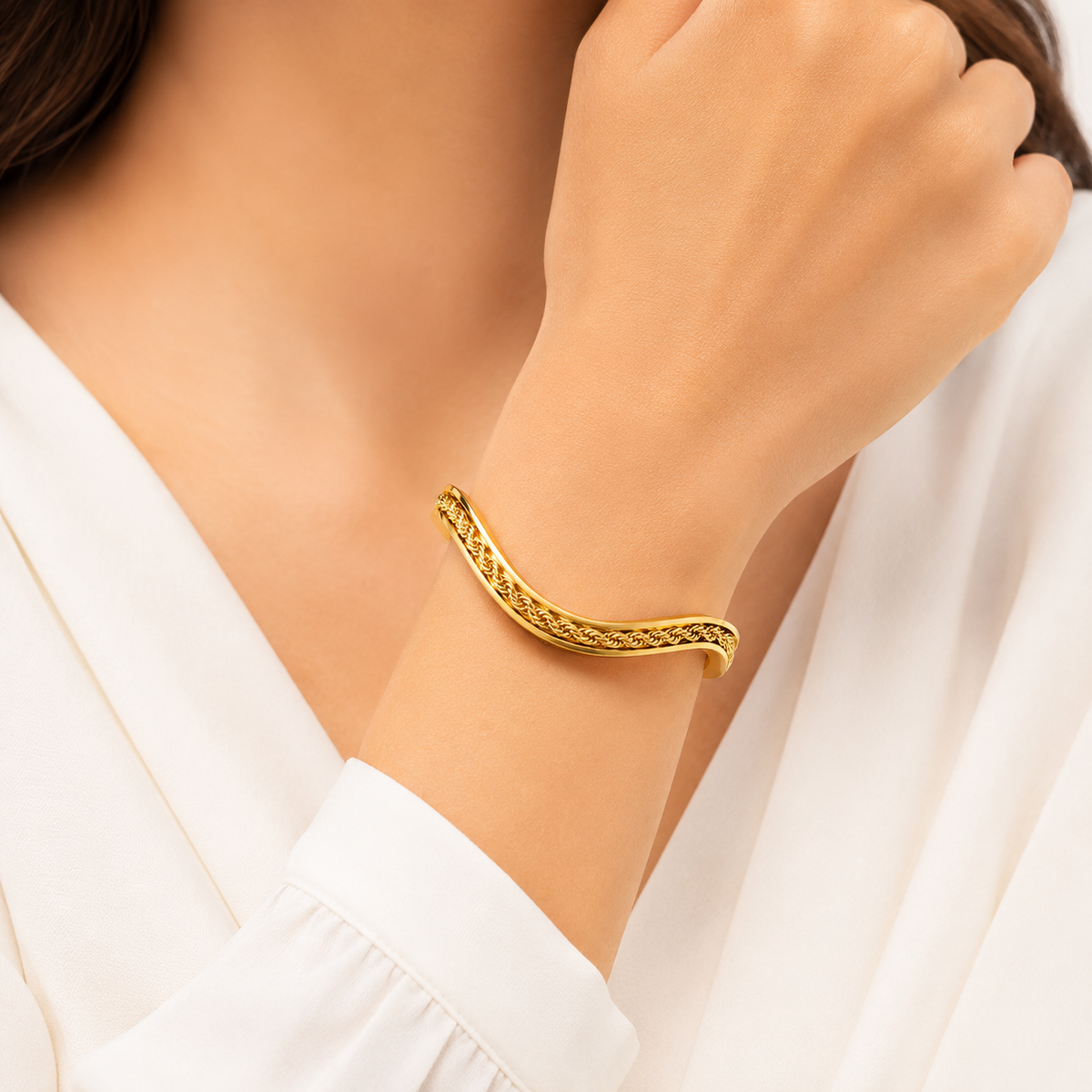 Twisted Chain Luxe Bracelet
