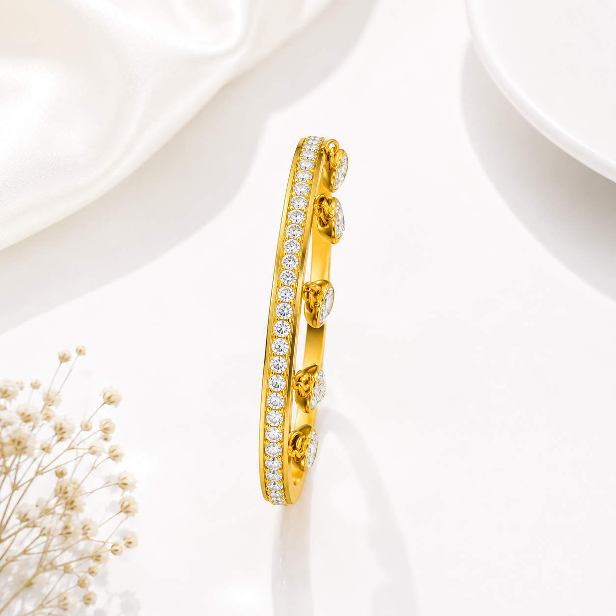 Heart Charm Gold Bracelet