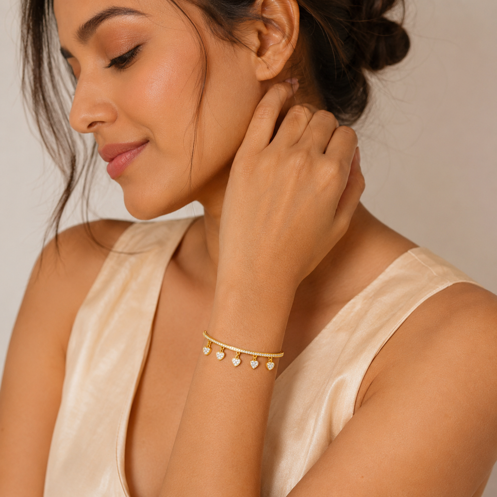 Heart Charm Gold Bracelet