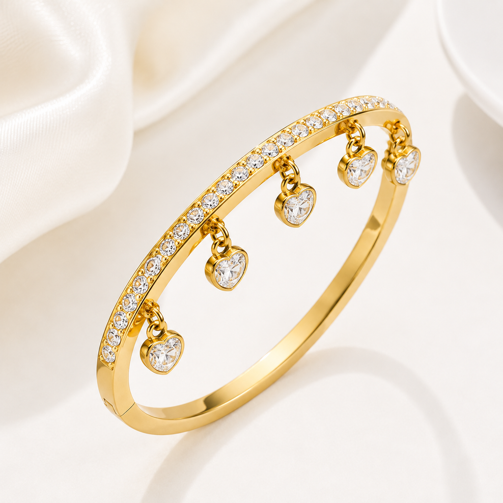 Heart Charm Gold Bracelet