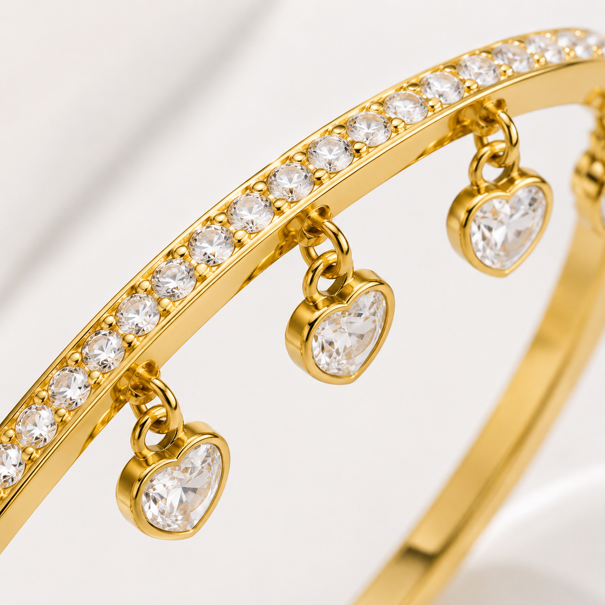 Heart Charm Gold Bracelet