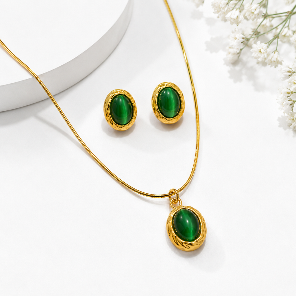 Emerald Green Cat Eye Pendant Necklace & Matching Earrings Set – 18K Gold Plated | Anti-Tarnish Jewellery