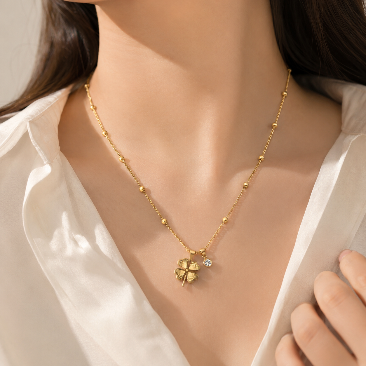 Lucky Clover Gold Pendant Necklace for Women | Elegant Charm Jewelry