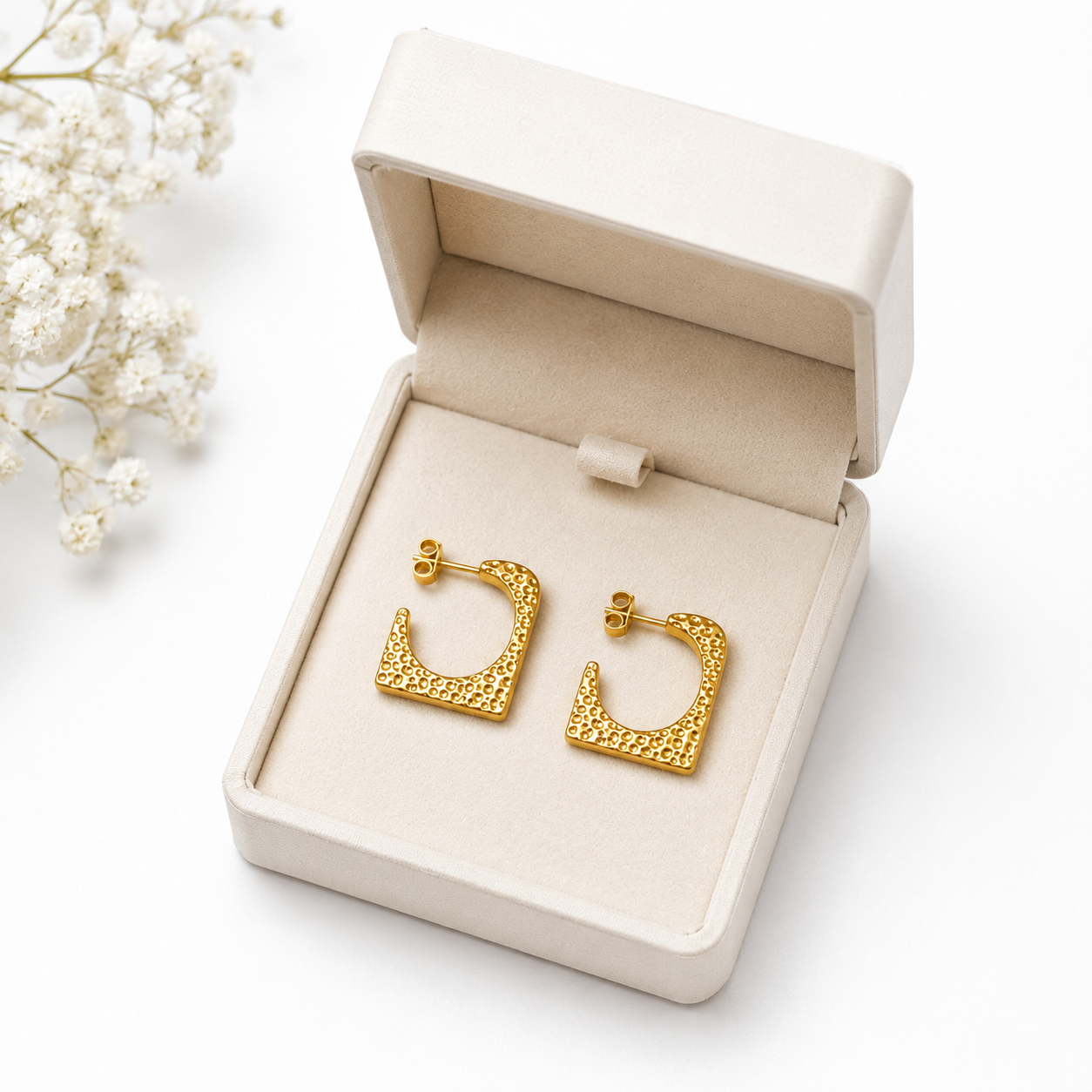 18K Gold Square Hoop Earrings | Anti-Tarnish Jewelry