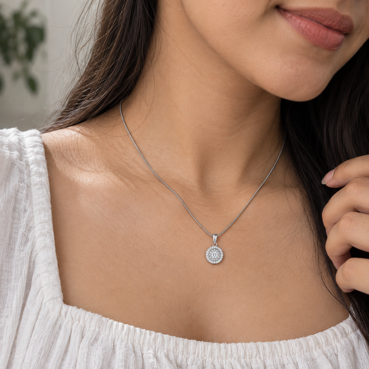 Classic Round Crystal Pendant Silver Necklace for Women