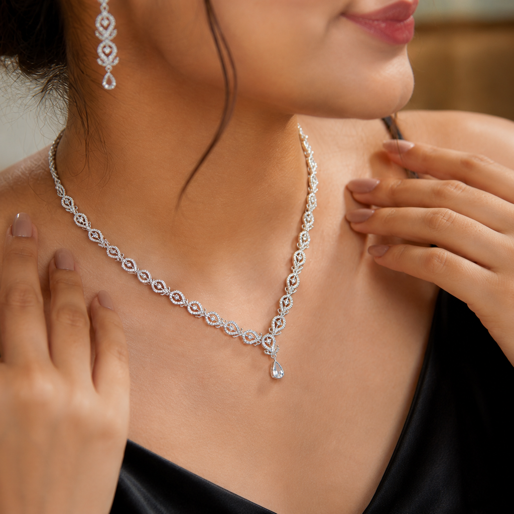 Elegant Silver Filigree Jewelry Set for Women