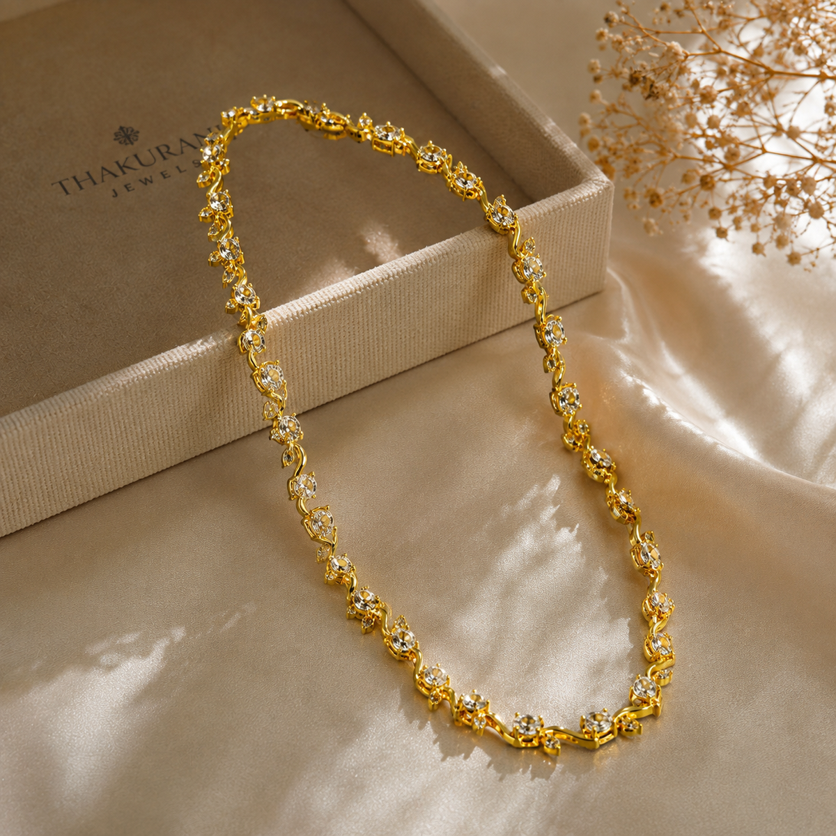 Elegant Zircon Floral Link Necklace for Women
