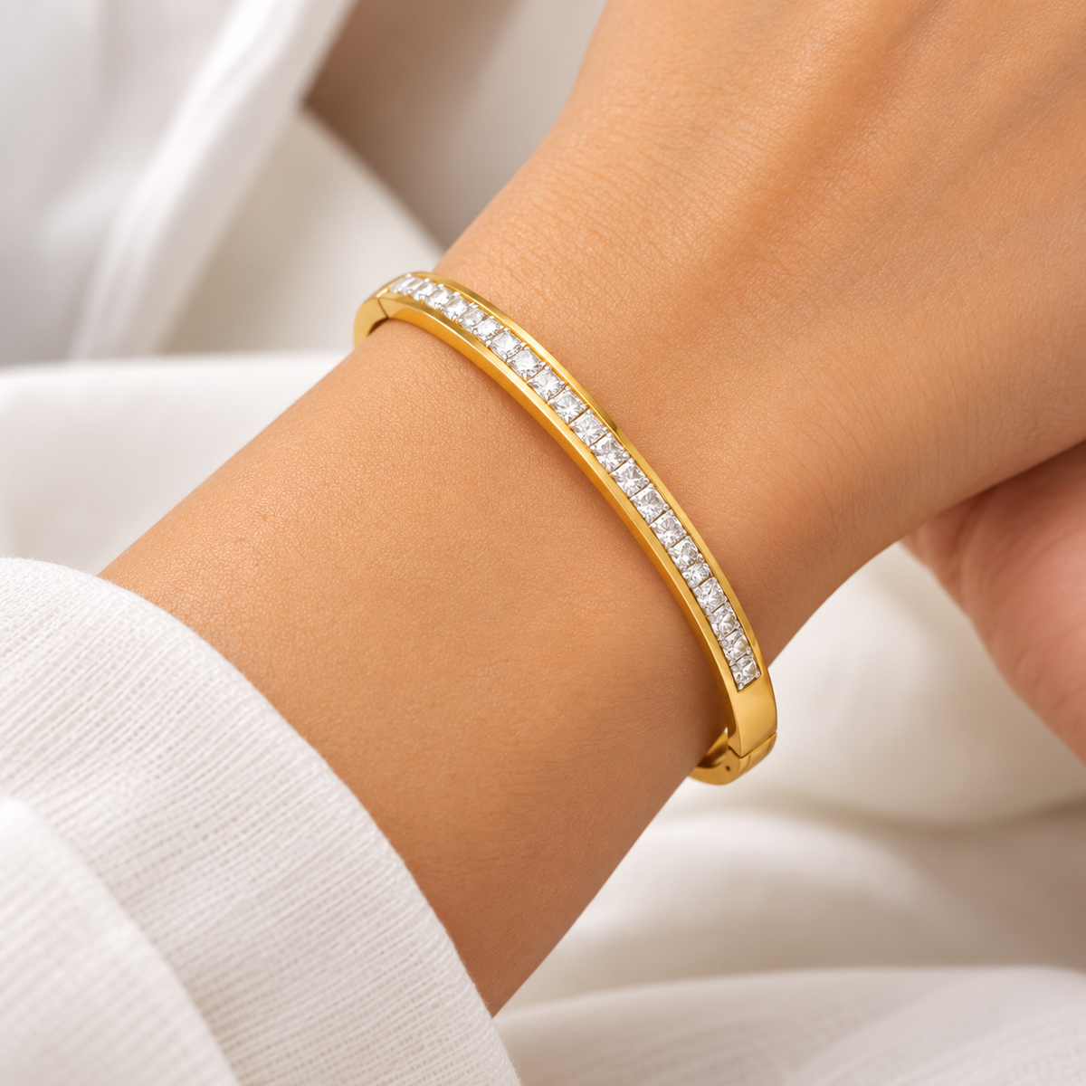 Sparkling Line Bangle Bracelet