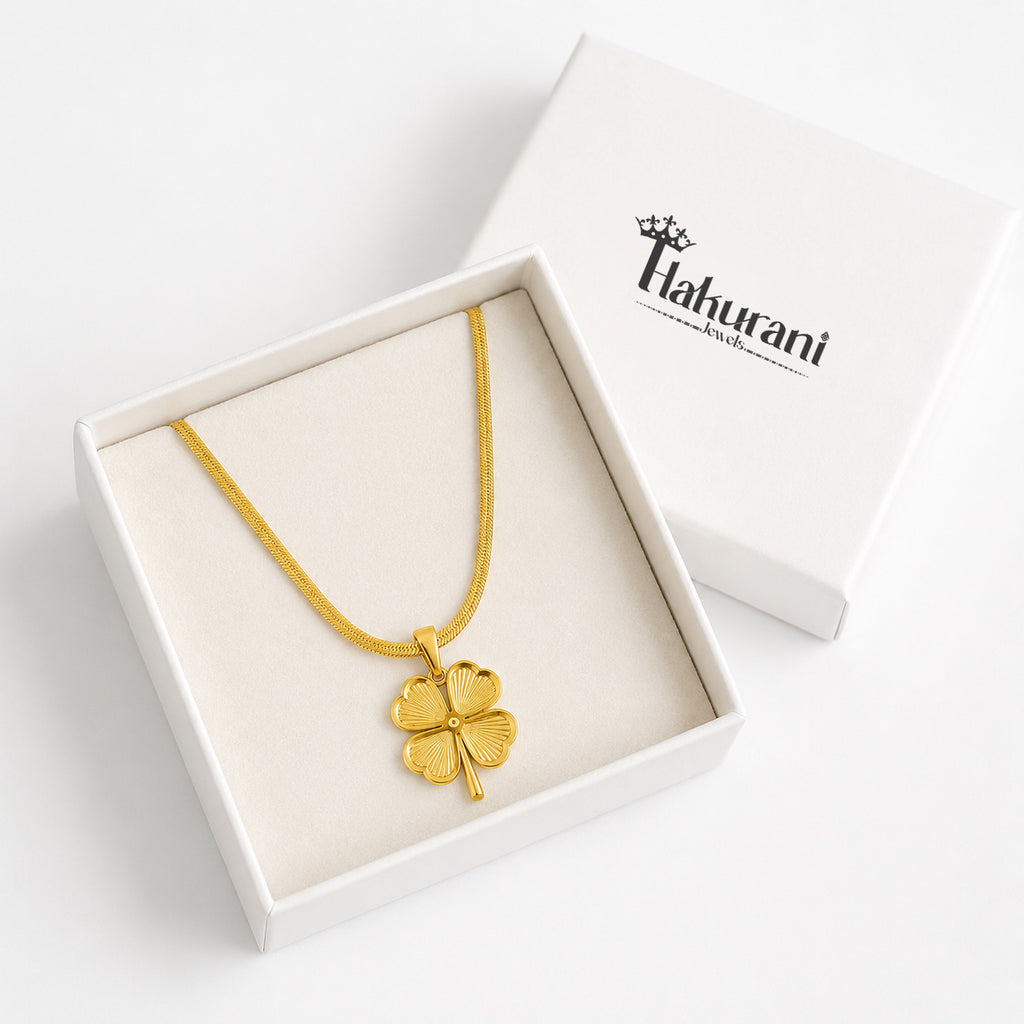18K Gold Four-Leaf Clover Pendant Necklace — Herringbone Chain